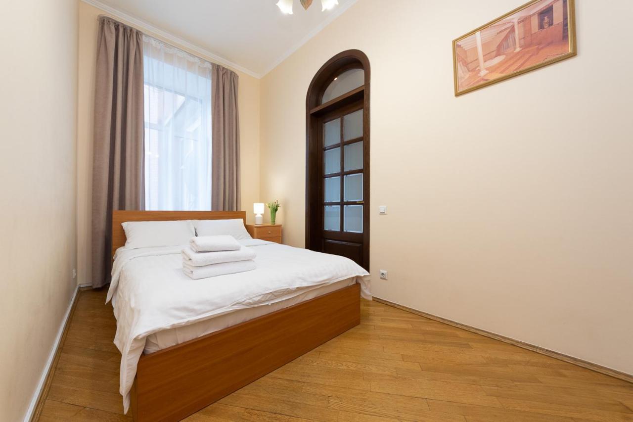 Apartament On Independence Square Kijev Kültér fotó