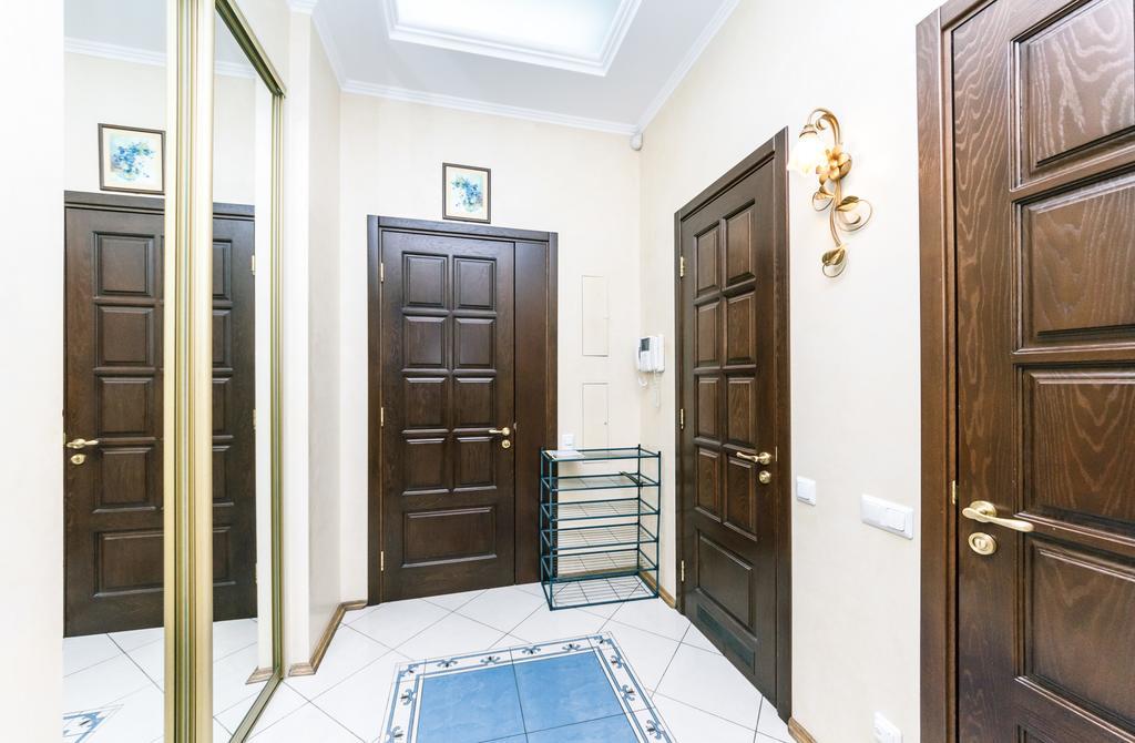 Apartament On Independence Square Kijev Kültér fotó