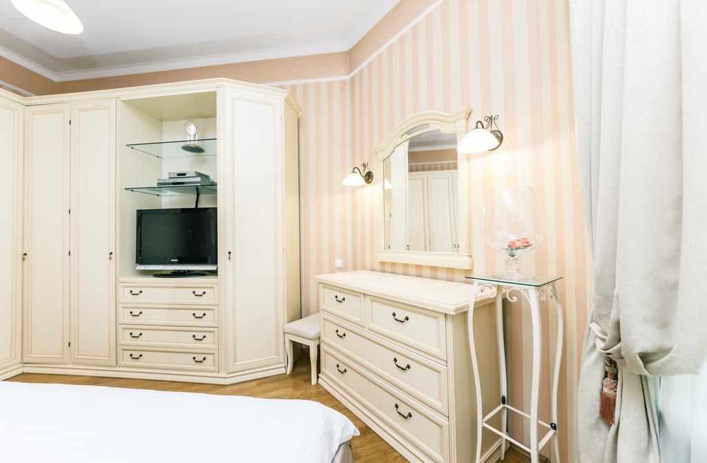 Apartament On Independence Square Kijev Kültér fotó